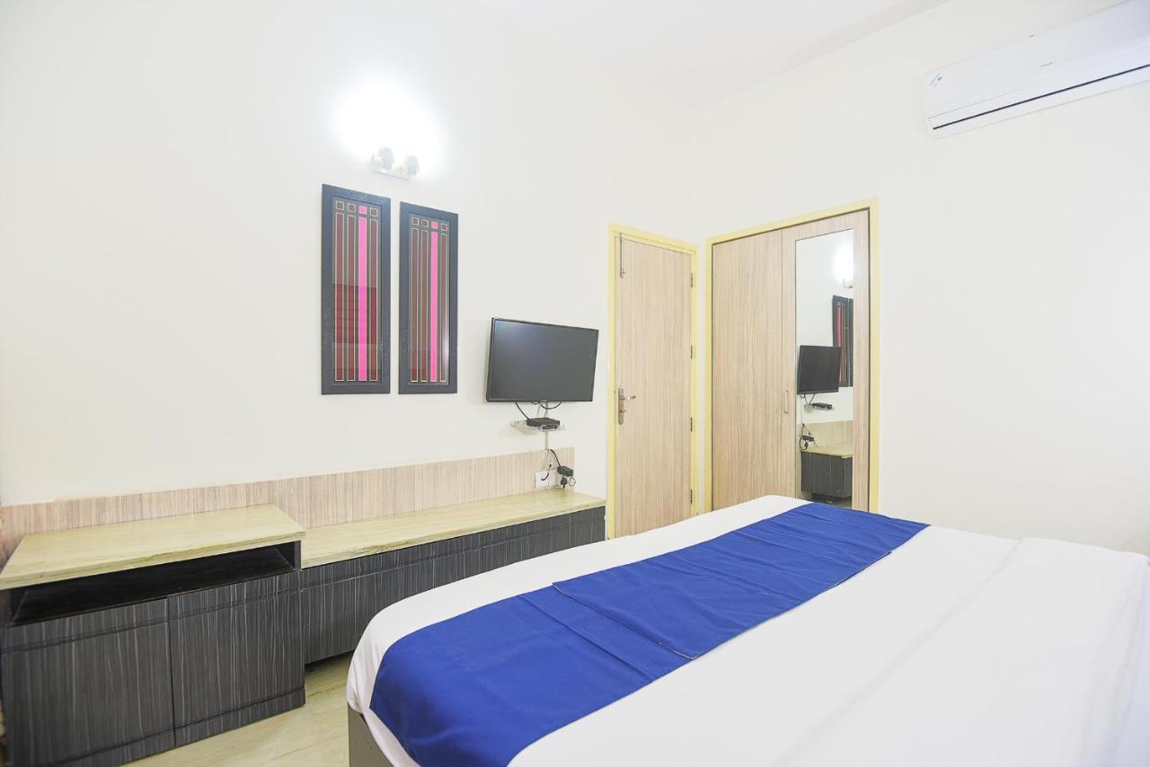 Bedchambers Serviced Apartments, Sector 40 Γκουργκάον Εξωτερικό φωτογραφία